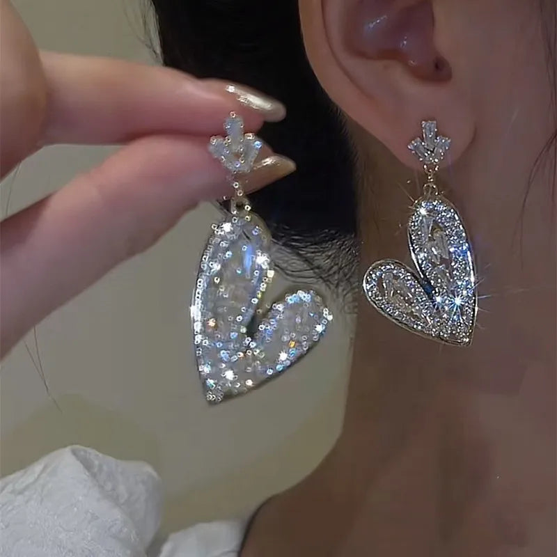 New Fashion Trend Unique Design Elegant Delicate Zircon Butterfly Tassel Earrings For Women Jewelry Wedding Party Premium Gifts